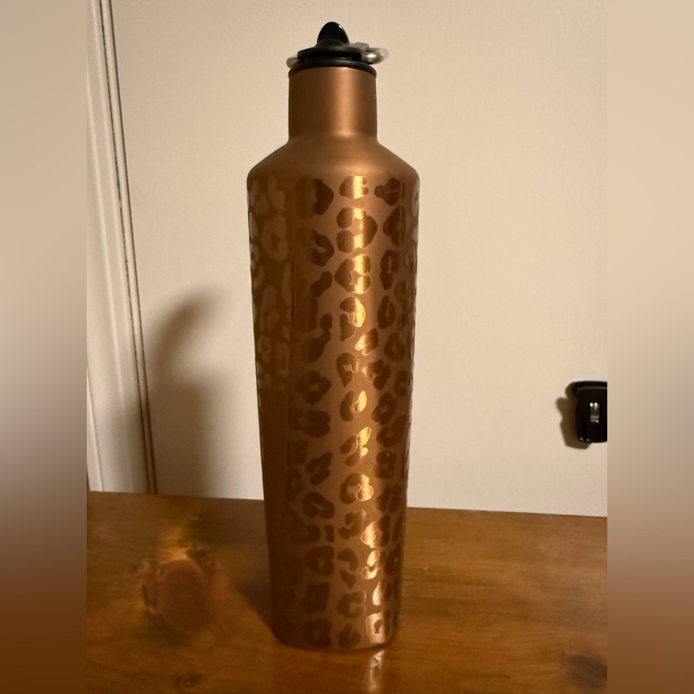 Brumate Gold Leopard Water Bottle Leak Proof Insulated with Straw